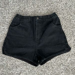 NWOT RVCA button up elastic waist high rise black denim shorts